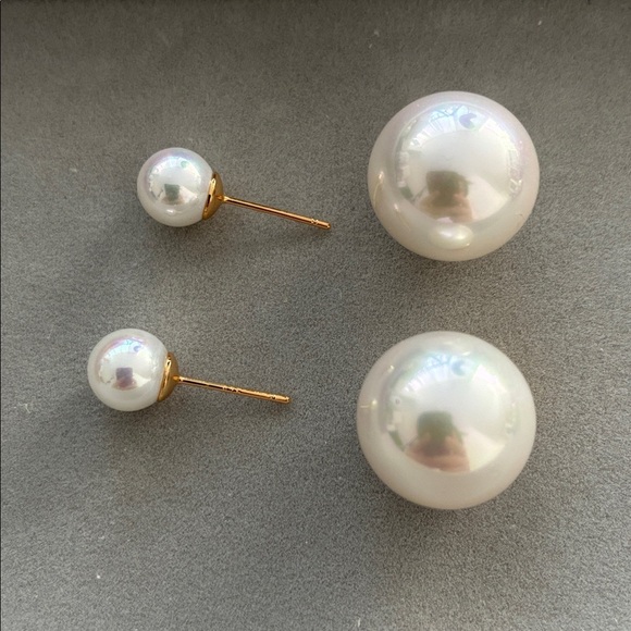 Rainbow Elegant Swarovski Pearl and Gold Earrings - Picture 4 of 9